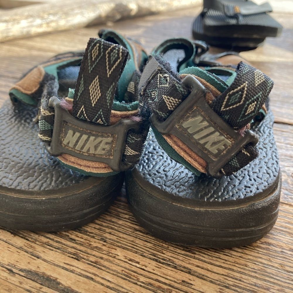 Nike sandals   - Picture 6 of 10